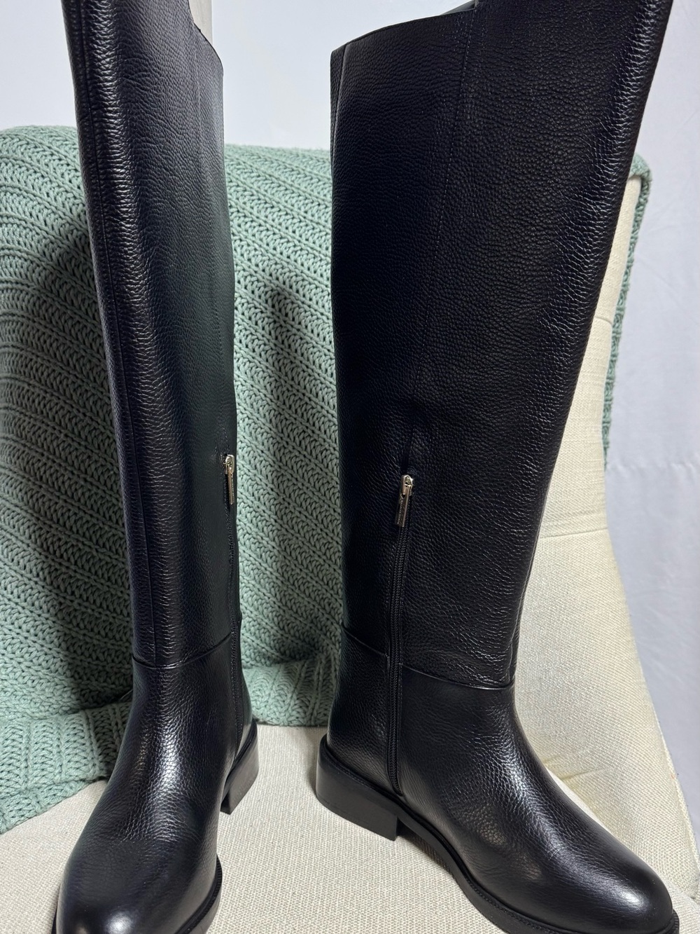 Vince Camuto Black Amiyah Wide Calf Over-the-Knee Leather Boots Size 8.5 - Picture 5 of 8